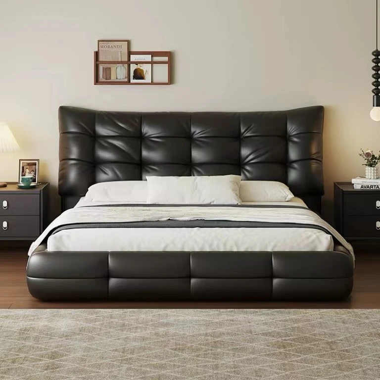 意式极简北欧头层牛皮轻奢现代简约创意主卧云朵1.8m双人软包床