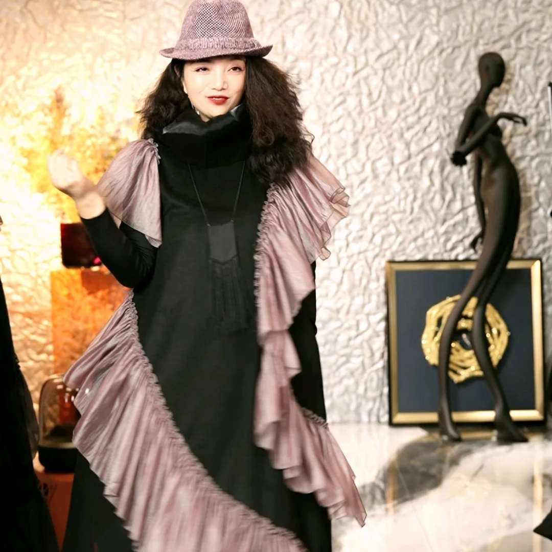 796篱君秋冬季羊毛花边连衣裙拼纱减龄气质宽松加厚黑色显瘦长裙