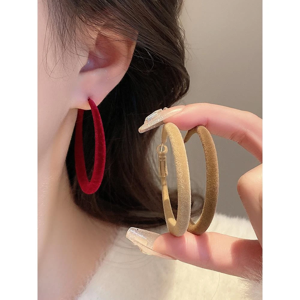 秋冬新款植绒大圆圈圈耳环女法式温柔高级感丝绒个性耳圈耳饰女