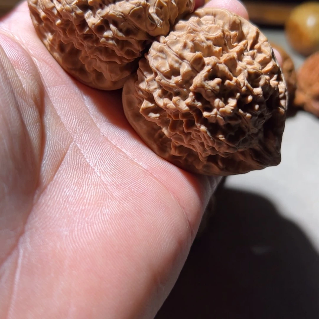 【闪购商品】文玩核桃吊坠?****?46官帽