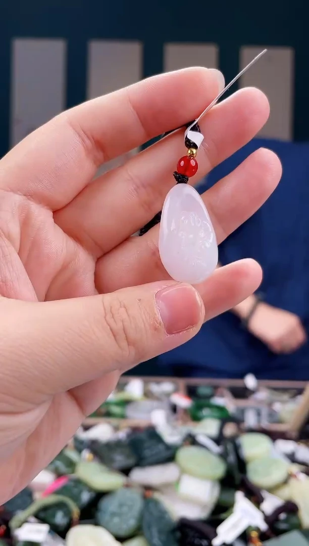 【闪购商品】和田玉颈饰未镶嵌多样性发货拍一发一RR