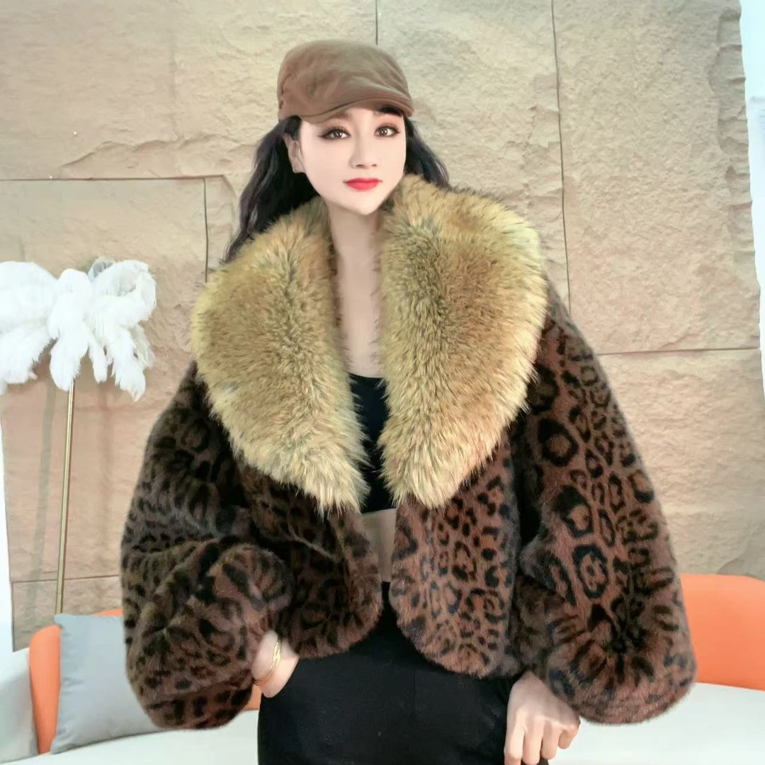 1080【凡家衣橱】冬季新款小个子气质时尚环保毛毛领外套