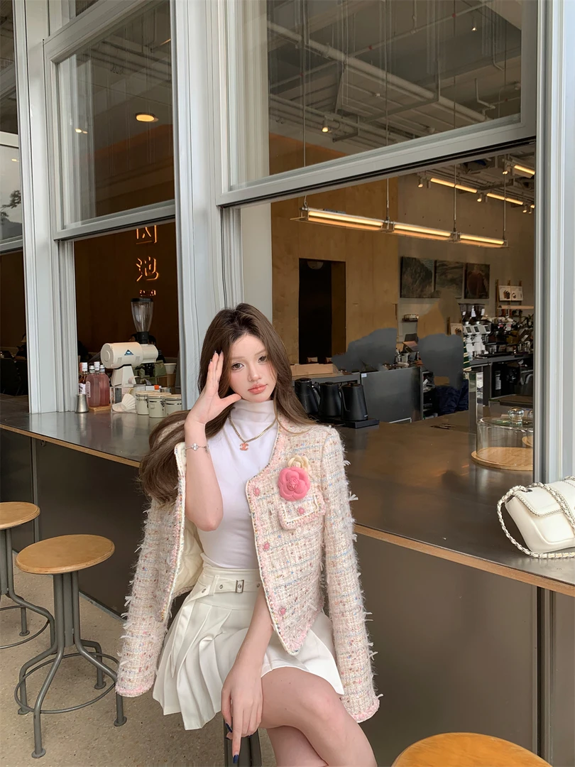 冬季新款加棉加厚新款法式名媛花朵胸针编织边短外套+百褶半身裙