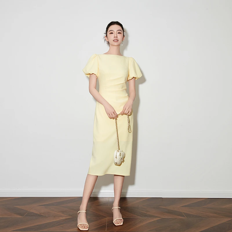 2025夏款浅黄色花苞袖修身收腰包臀气质甜美减龄通勤中长裙连衣裙