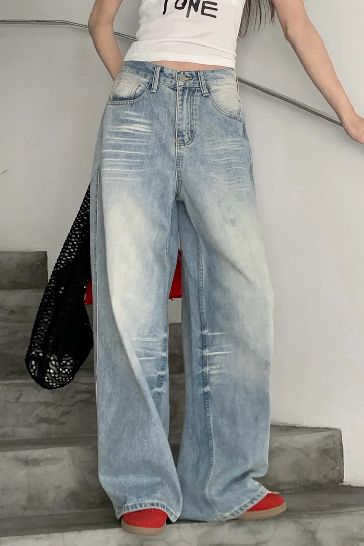 新款浅蓝美式街头水洗破洞阔腿牛仔裤女显瘦宽松拖地裤ins