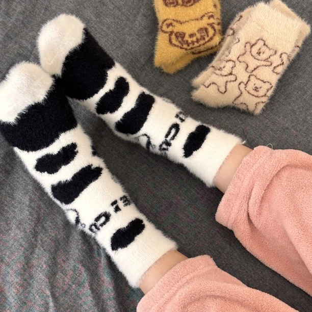 仿貂绒中筒袜睡眠袜超厚款秋冬袜子女加绒保暖居家长袜月子袜冬日