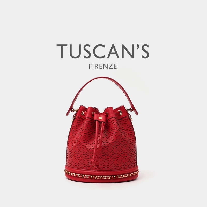 TUSCAN'S镂空雕花抽绳水桶包包女士单肩斜挎真皮时尚SS24时代双鱼