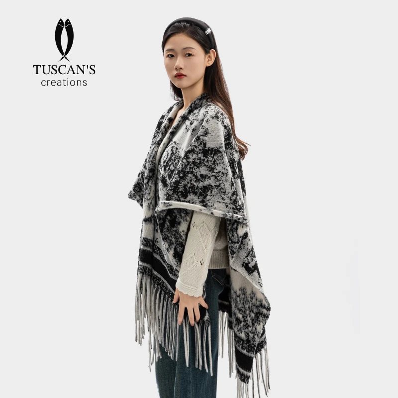 TUSCAN'S CREATIONS秋冬保暖时尚百搭女士披肩双面印花流苏