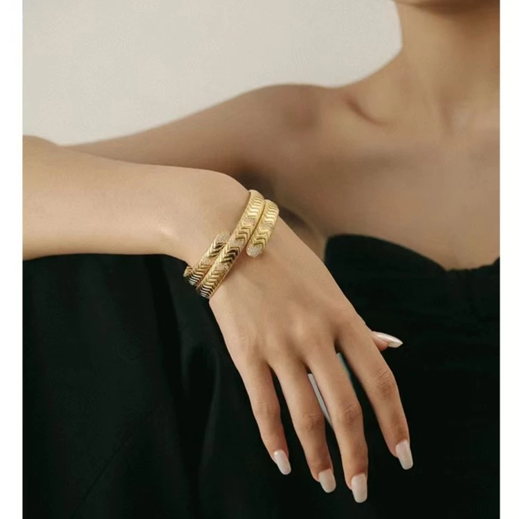 oushiyuan/欧饰缘 铜合金合成锆石手镯 BJ中古风蛇骨系列手镯222