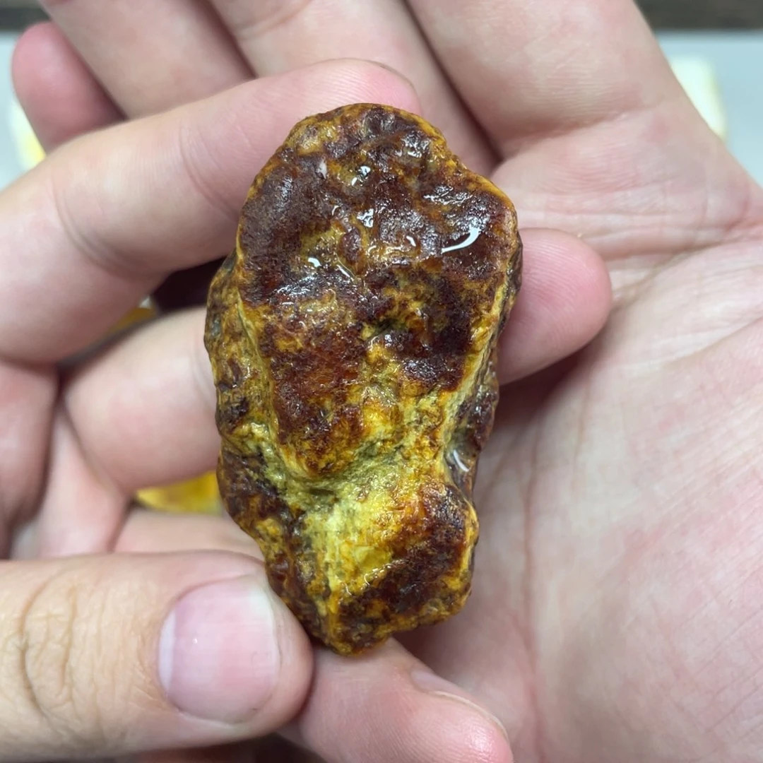 定制琥珀天然琥珀