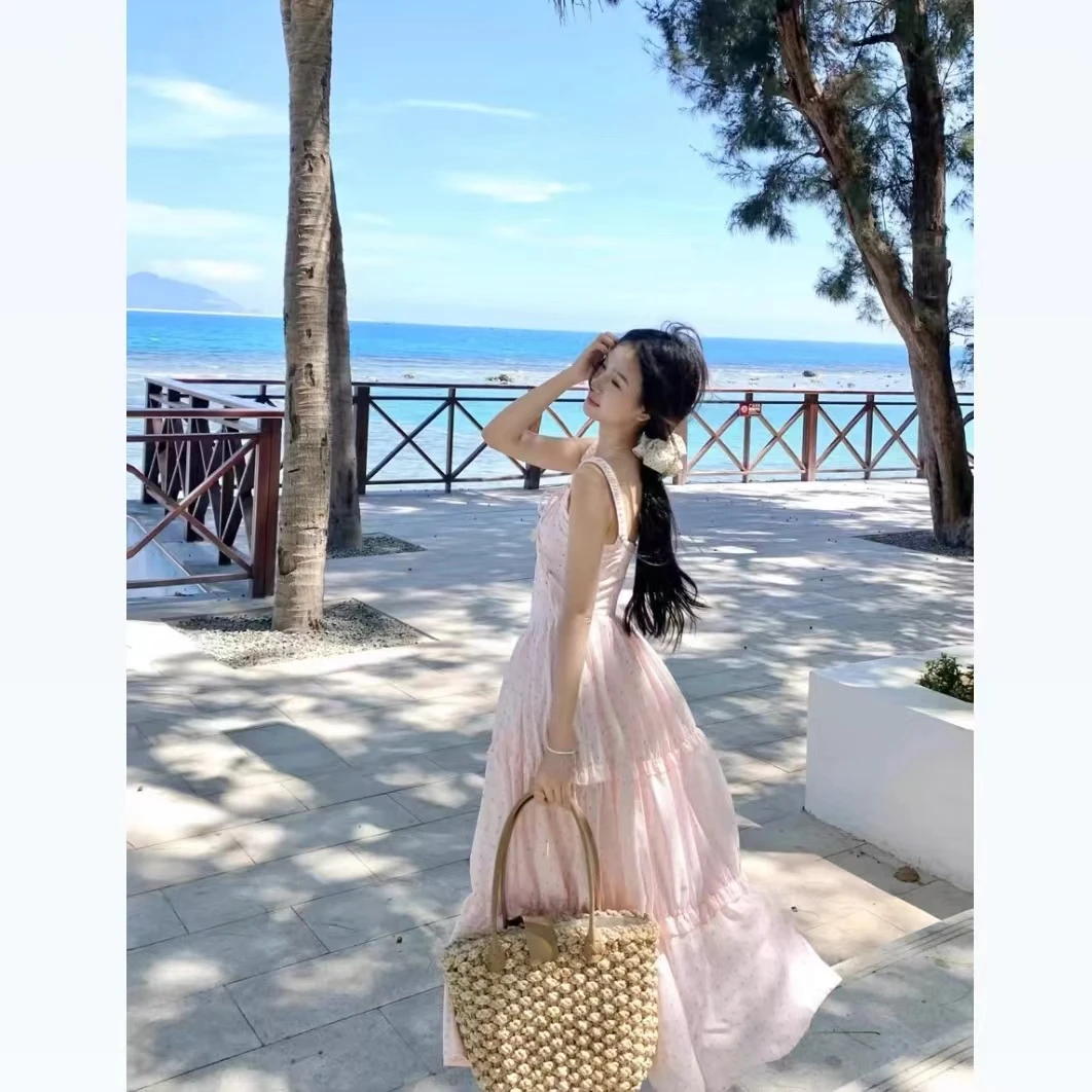 W00724粉色桔梗法式甜妹吊带碎花连衣裙子女夏季2024新款小个子收