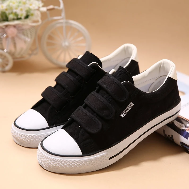 低帮魔术贴帆布鞋女透气单鞋2023春夏学生步鞋小白鞋平底板鞋黑色