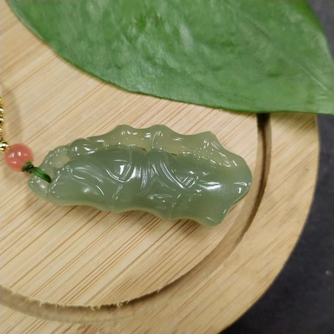 小艾严选%32354和田玉竹报平安吊坠