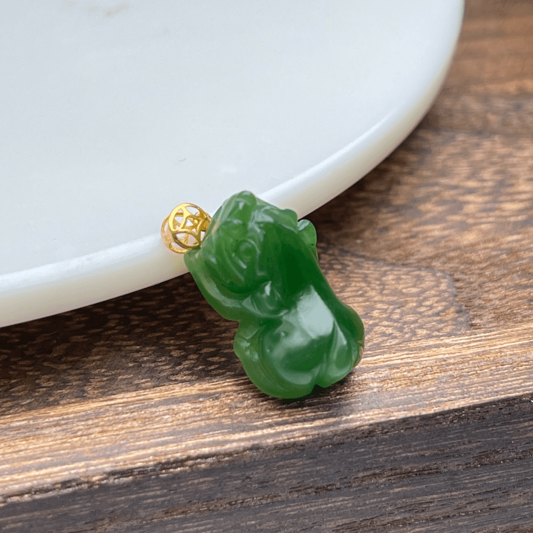 菲菲珠宝好*18K碧玉貔貅吊坠