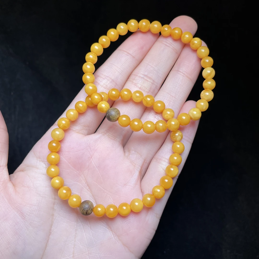 菲菲珠宝好*蜜蜡单圈手串-圆珠约5+mm-多样性发一