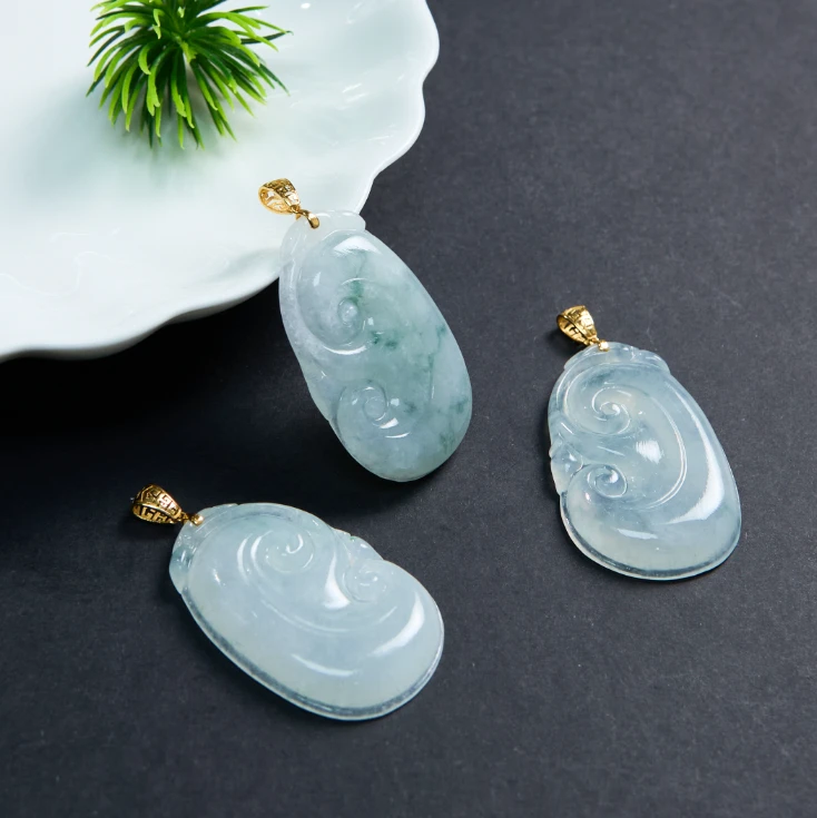 菲菲珠宝好*18K翡翠吊坠-如意约25*38mm/多样性发一·
