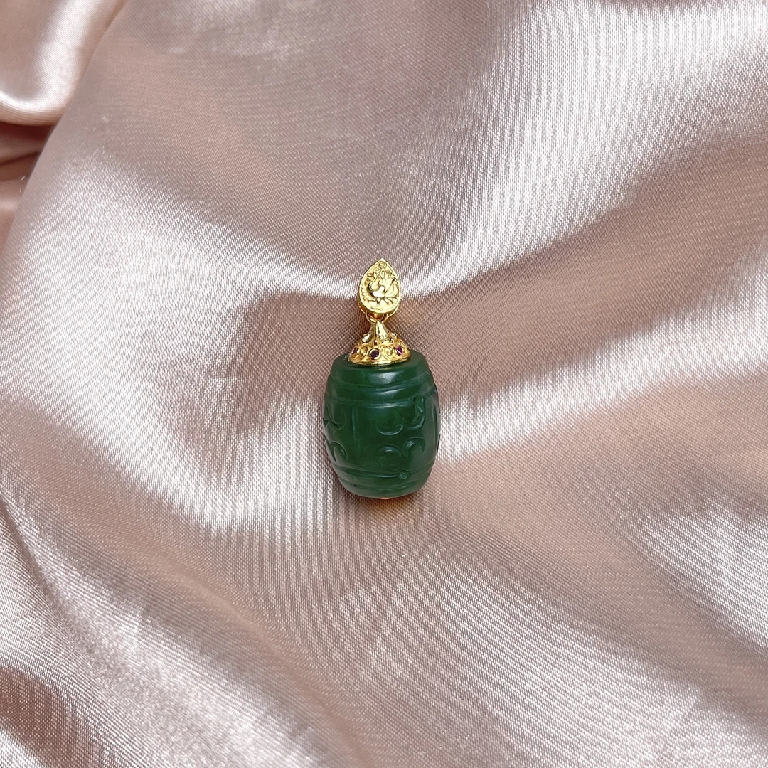 菲菲珠宝好*15533-S925碧玉吊坠