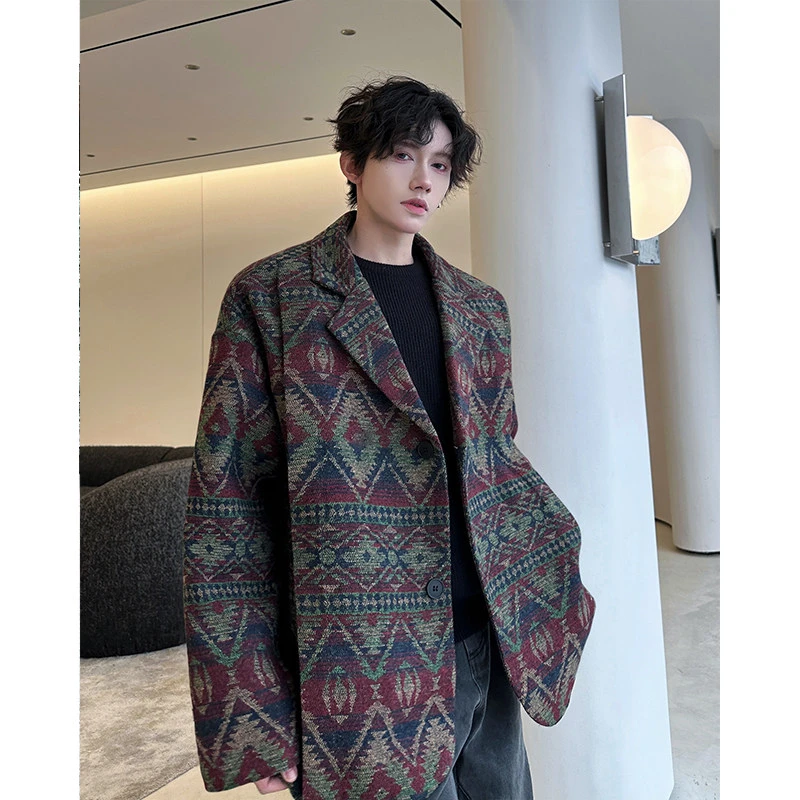 设计感民族风毛呢大衣男生冬季新款潮流百搭宽松外套痞帅呢料上衣