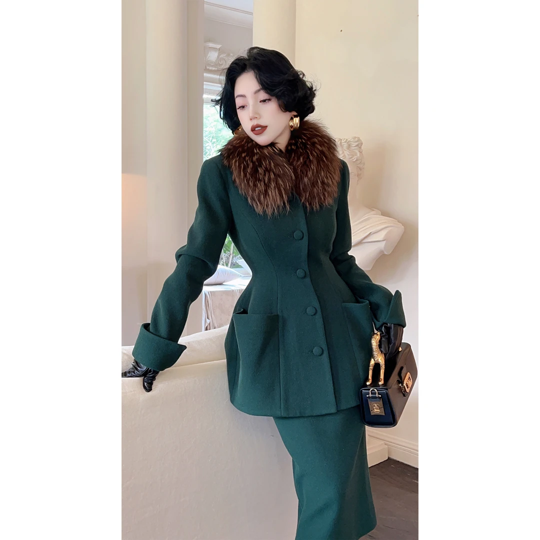 LYXJ【艾莉西亚】设计师气质绿色时尚秋冬套装10634