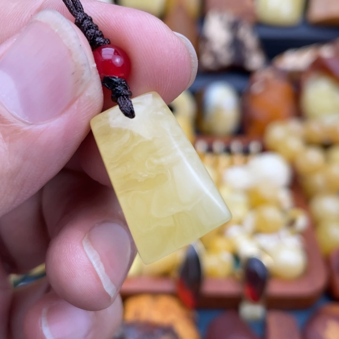 【闪购商品】蜜蜡颈饰未镶嵌没****兴