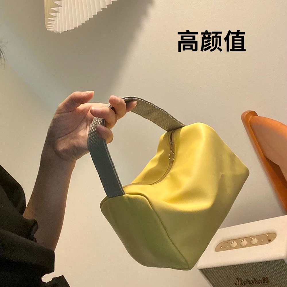 ins风糖果色皮质大容量化妆包收纳包方形整理包化妆品便携洗漱包