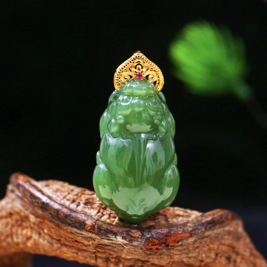 18K金收藏俄料老坑碧玉貔貅吊坠和田玉玉石雕刻招财瑞兽裸石35×20