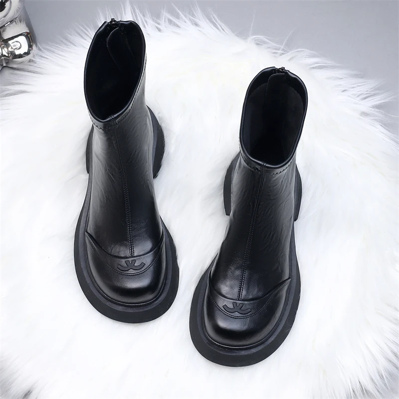 时尚轻便瘦瘦靴女2025秋冬新款增高显瘦百搭切尔西靴一脚蹬大码41