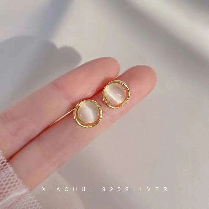 气质轻奢耳钉女复古法式优雅小众设计高级感耳环网红花朵耳饰潮女