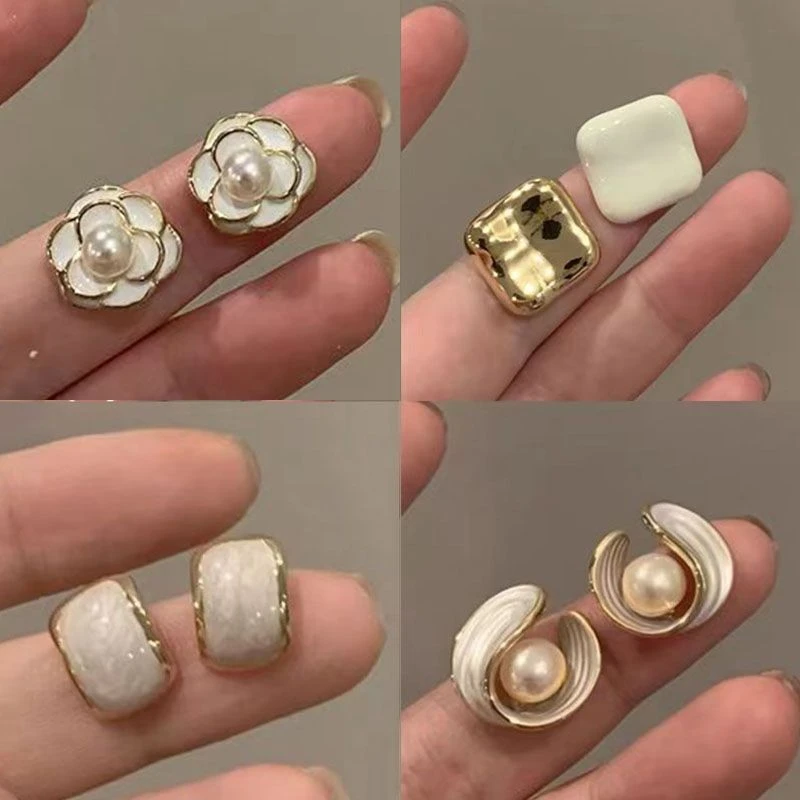 白色滴釉耳钉简约温柔气质高级感新款潮小众轻奢设计感耳环女耳饰