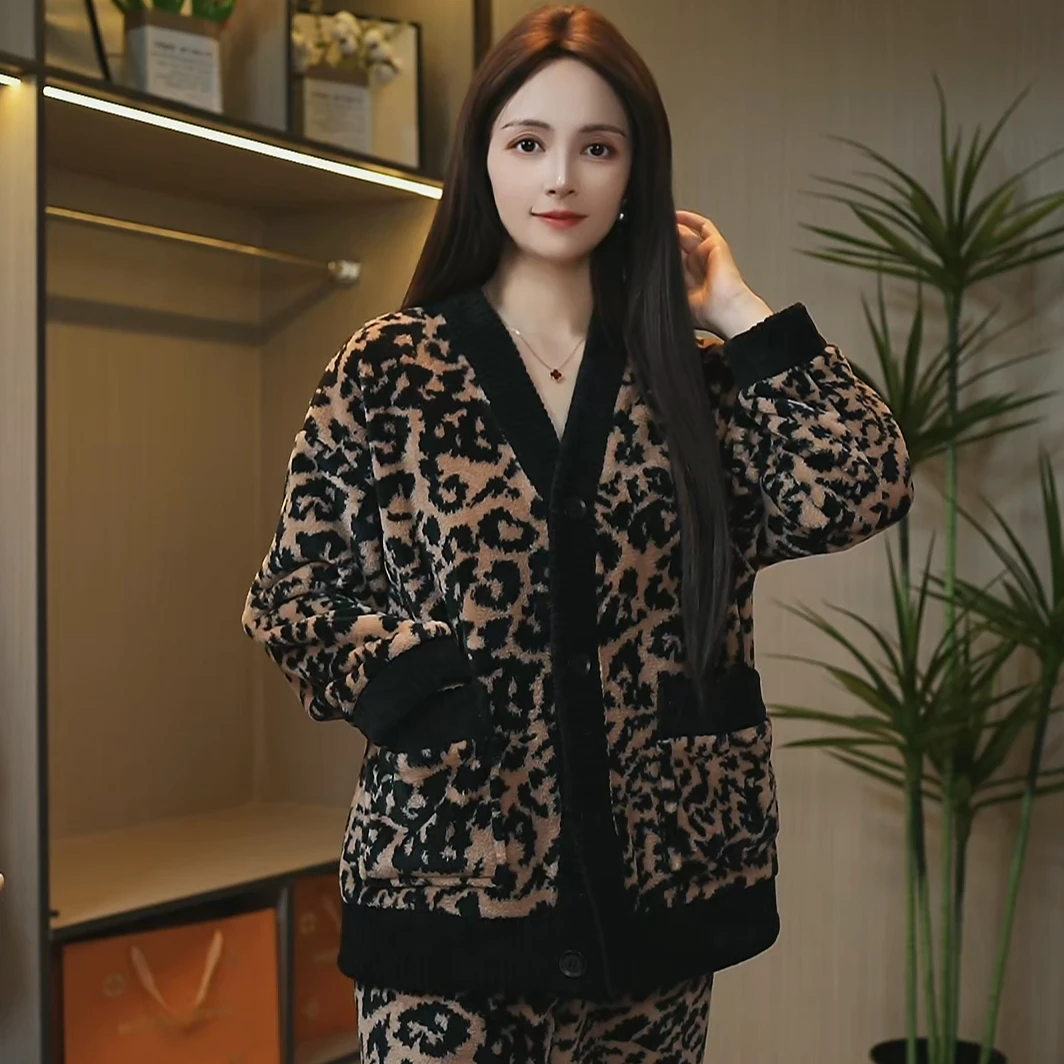 《专属》2024新款半边绒豹纹睡衣女秋冬季家居服加厚保暖套装外穿