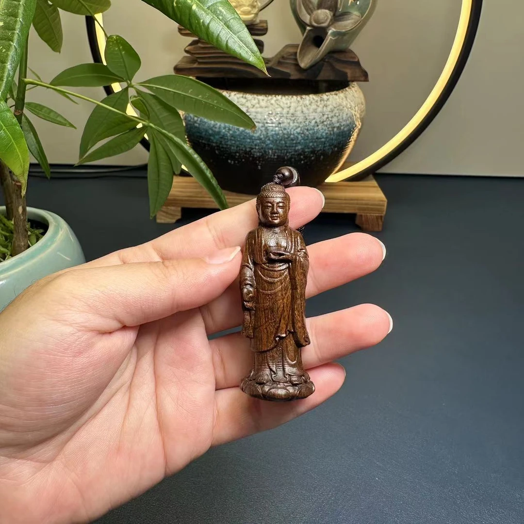 《站姿如来》吊坠正区印尼天然复古原木雕刻文玩脖挂件