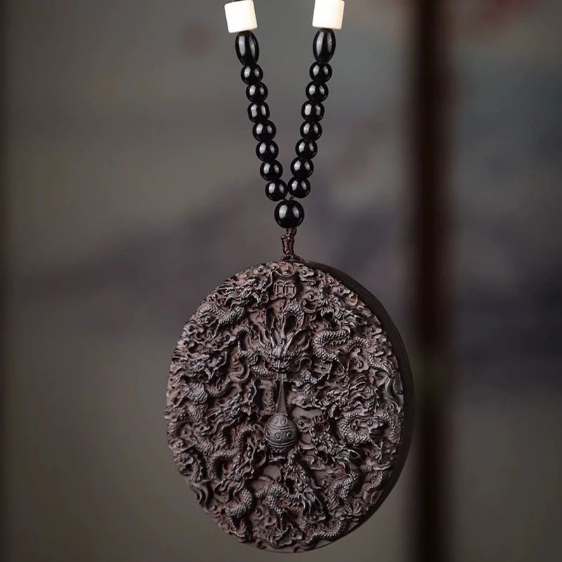 （九龙戏珠）巴布亚贡木天然复古精工原木雕刻手把件