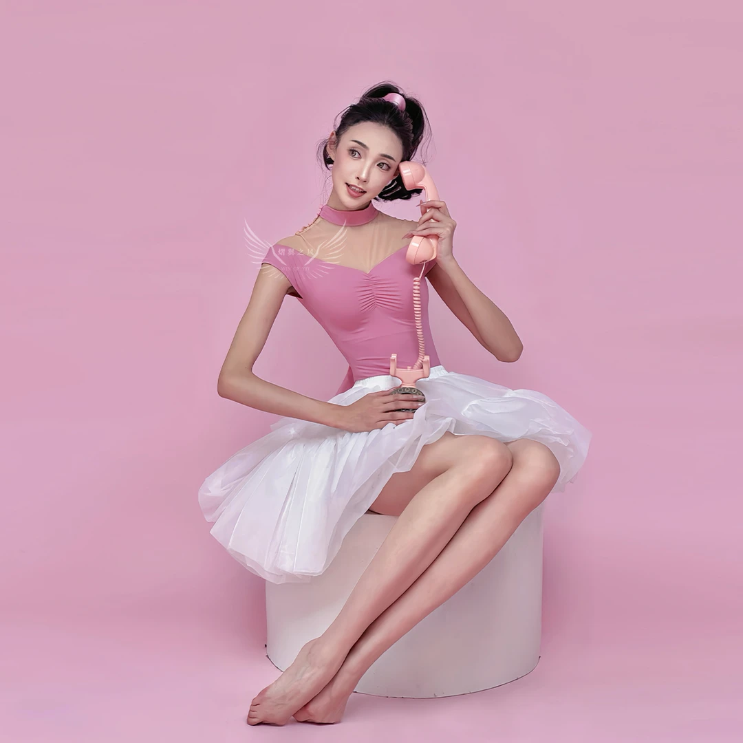 草莓蛋糕熠翼之风智媛圈圈子性感修身气质显瘦粉色体服练功舞蹈服