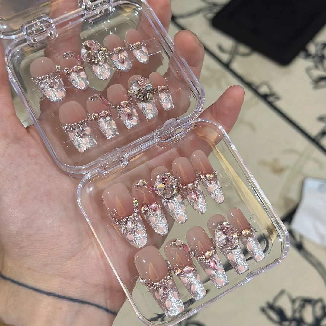 【小粉豹】——爆爆穿戴甲