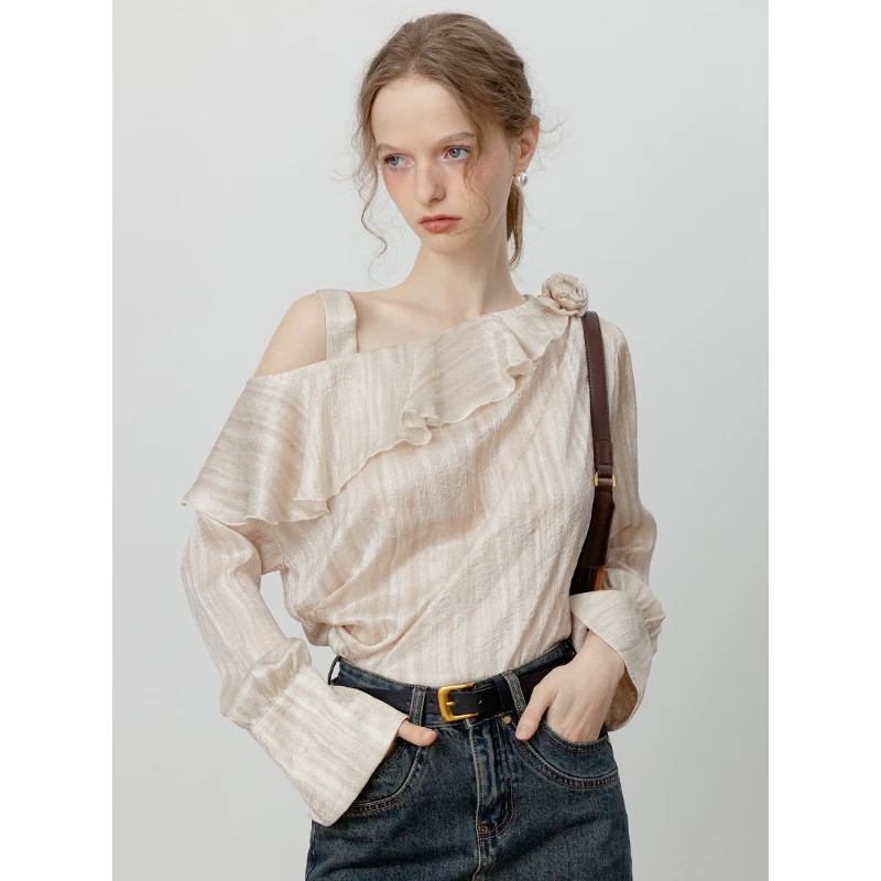 EGGKA 法式立体花露肩荷叶边衬衫气质设计感宽松上衣E24A6259BK