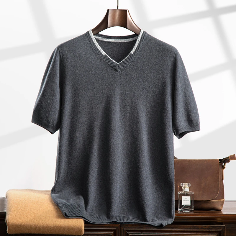 【上新特惠】男士山羊绒平面针织V领纯休闲撞色简约时尚短袖T桖