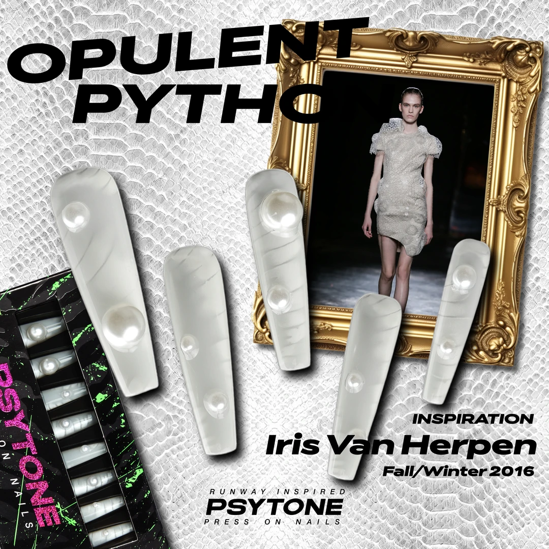 幻调Opulent Python 妖娆美人 | 白色蛇纹气质珍珠穿戴美甲888