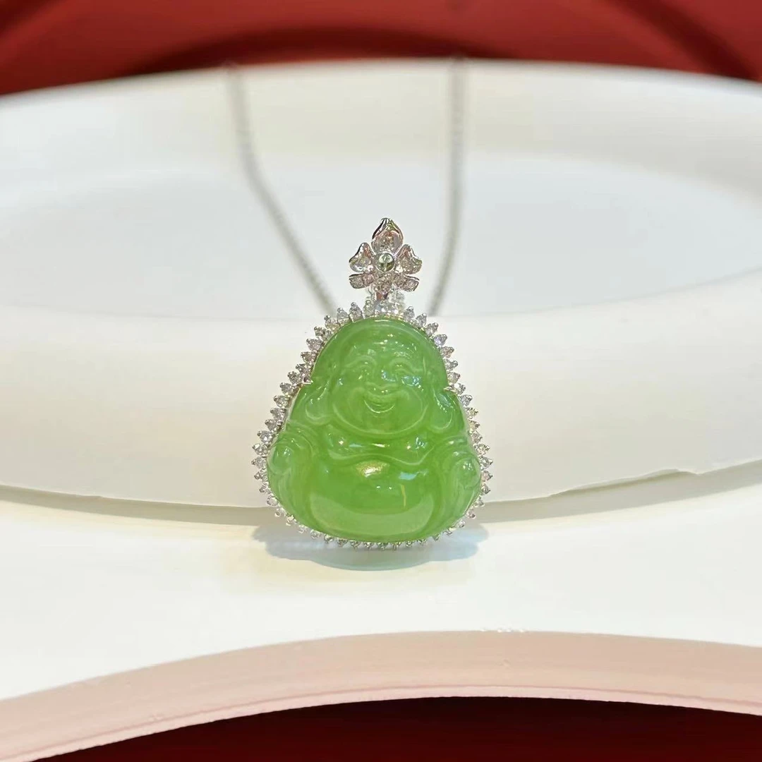 【红娘子】18K金镶嵌18*9.8mm和田玉苹果绿佛HNZ5949