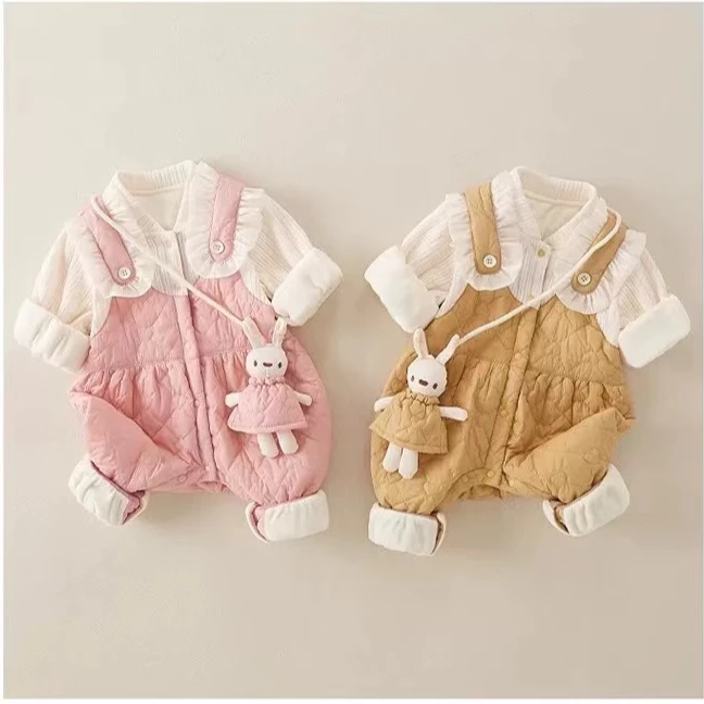 2024加绒连体衣兔子假两件满月可爱宝宝保暖外出连体服+兔子挂件