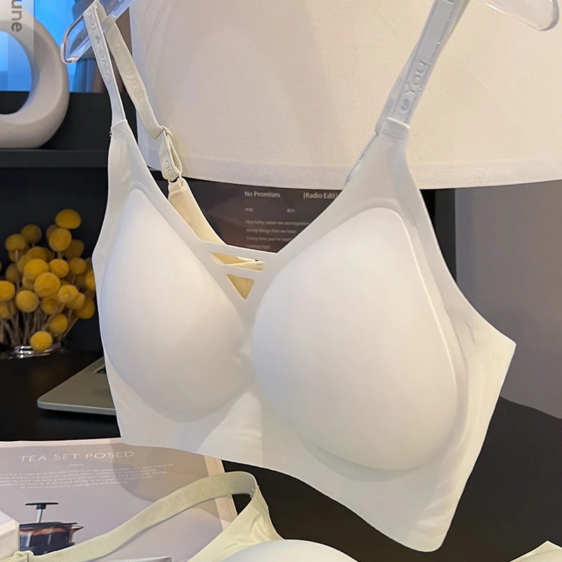 胖MM200斤无痕舒适承托内衣调整型防下垂大胸显小收副乳聚拢文胸