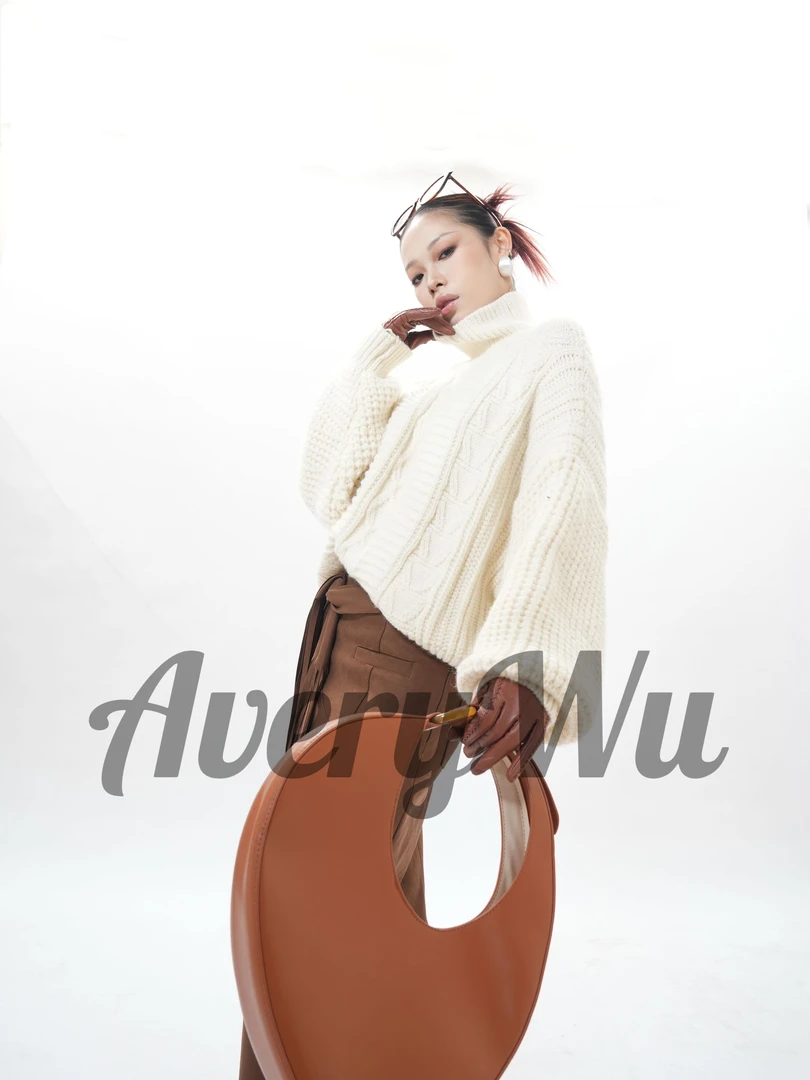 老吴衣橱【冬日电台】复古杏色软糯毛衣女秋冬加厚百搭宽松上衣C627