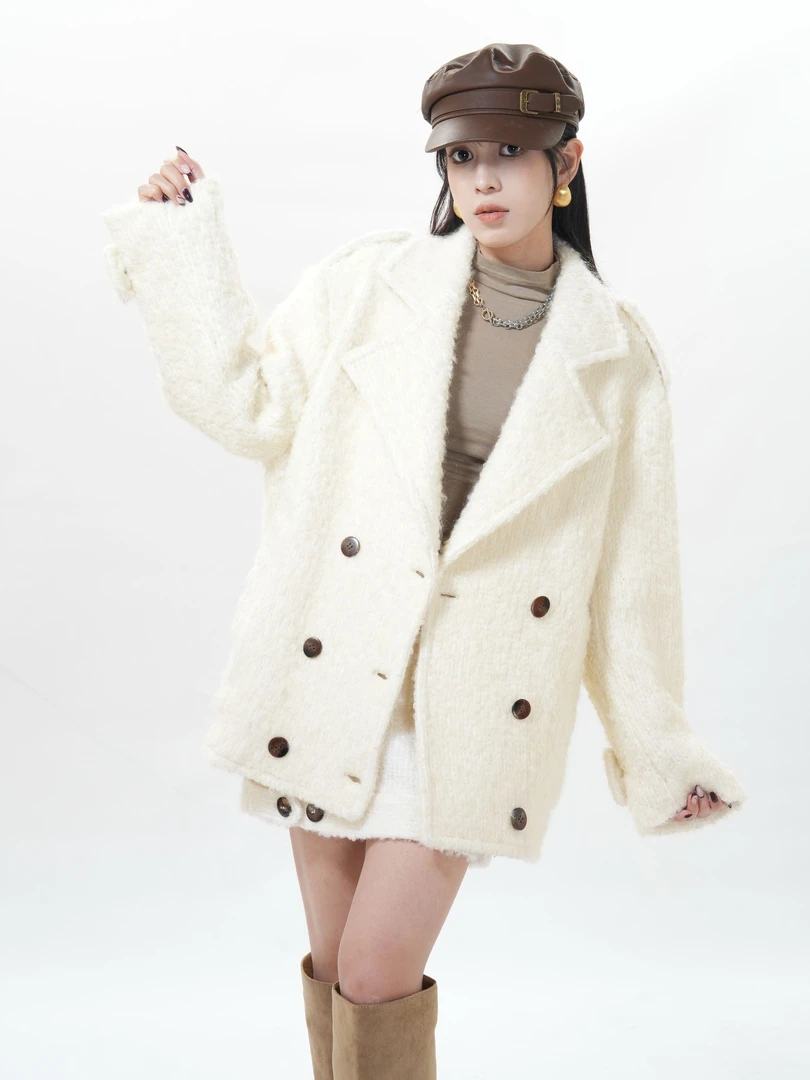 老吴的衣橱【柏兰时景】设计感翻领毛外套女百搭高级感宽松西装W551