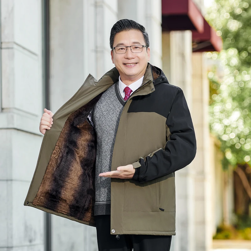 爸爸冬季外套棉服中年男士冲锋衣加绒加厚一体绒可拆卸帽老人棉衣
