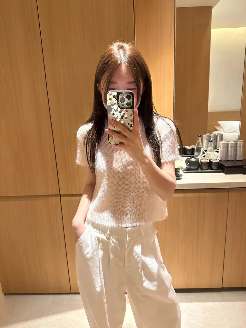 【BORAKOO】【吉莉】私服~奶香白桃  马海超薄镂空短袖上衣