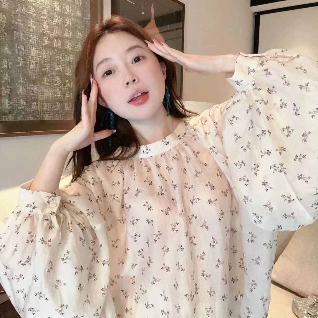 【BORAKOO】【吉莉】米色碎花中式灯笼娃娃衫