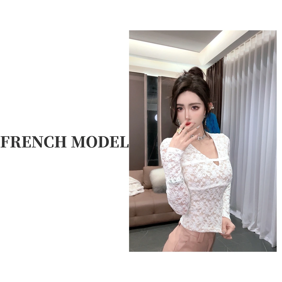 法模FRENCH MODEL畑畑.2024秋蕾丝V领横杠花纹打底上衣 41060493