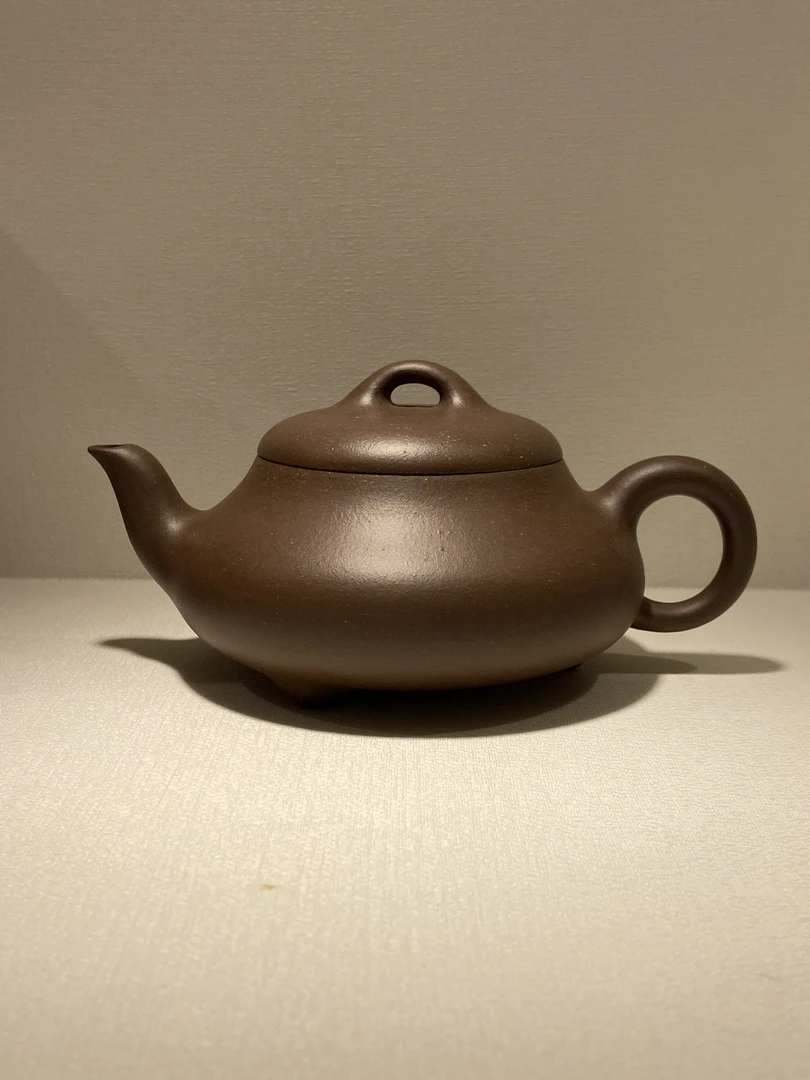 天青电窑烧制全手成型汉堂壶，沉稳大气，感受地道紫砂韵味