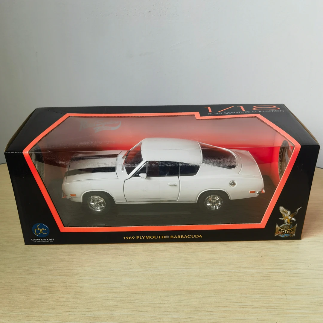 现货路鹰plymouth1：18合金车模型摆件收藏品型号92179