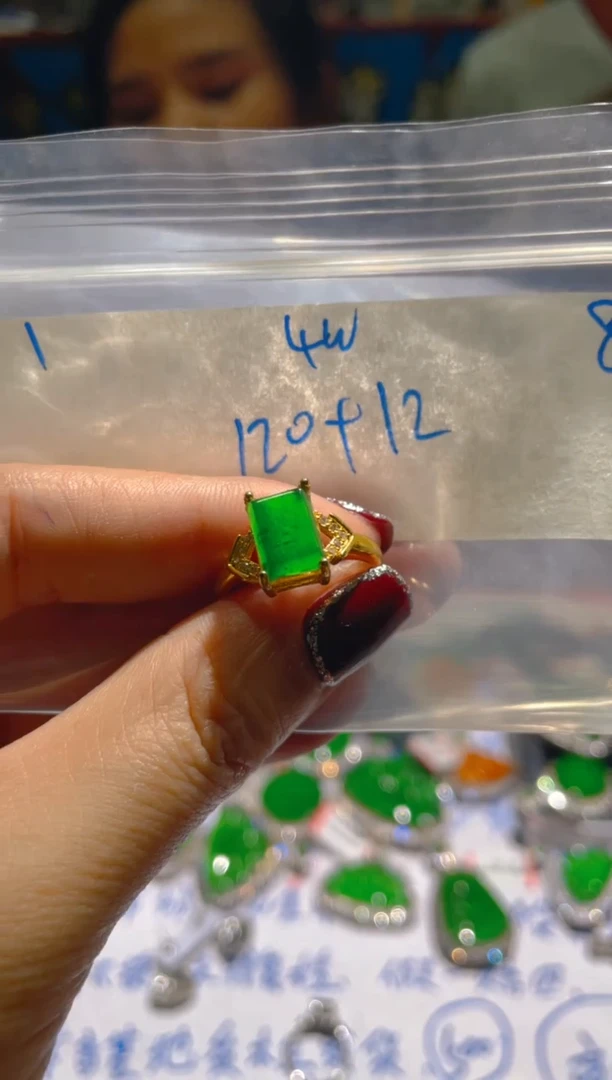 【闪购商品】定制翡翠未镶嵌天然A货翡翠 假一赔四