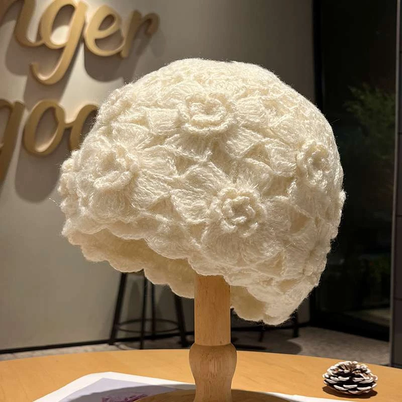 帽子女秋冬季2025新款包头毛线帽手工钩花朵保暖时尚镂空针织帽